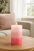 Geurkaars Pink Parfum met Driekleurig Kleurverloop – Ø6,5 x 10 cm – Luxe Wax Kaars  45+ Branduren